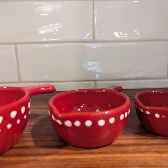 Crate & Barrel measuring cup set - Picture 15 of 16